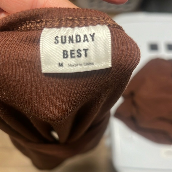 Sunday best crop tee - Picture 2 of 2